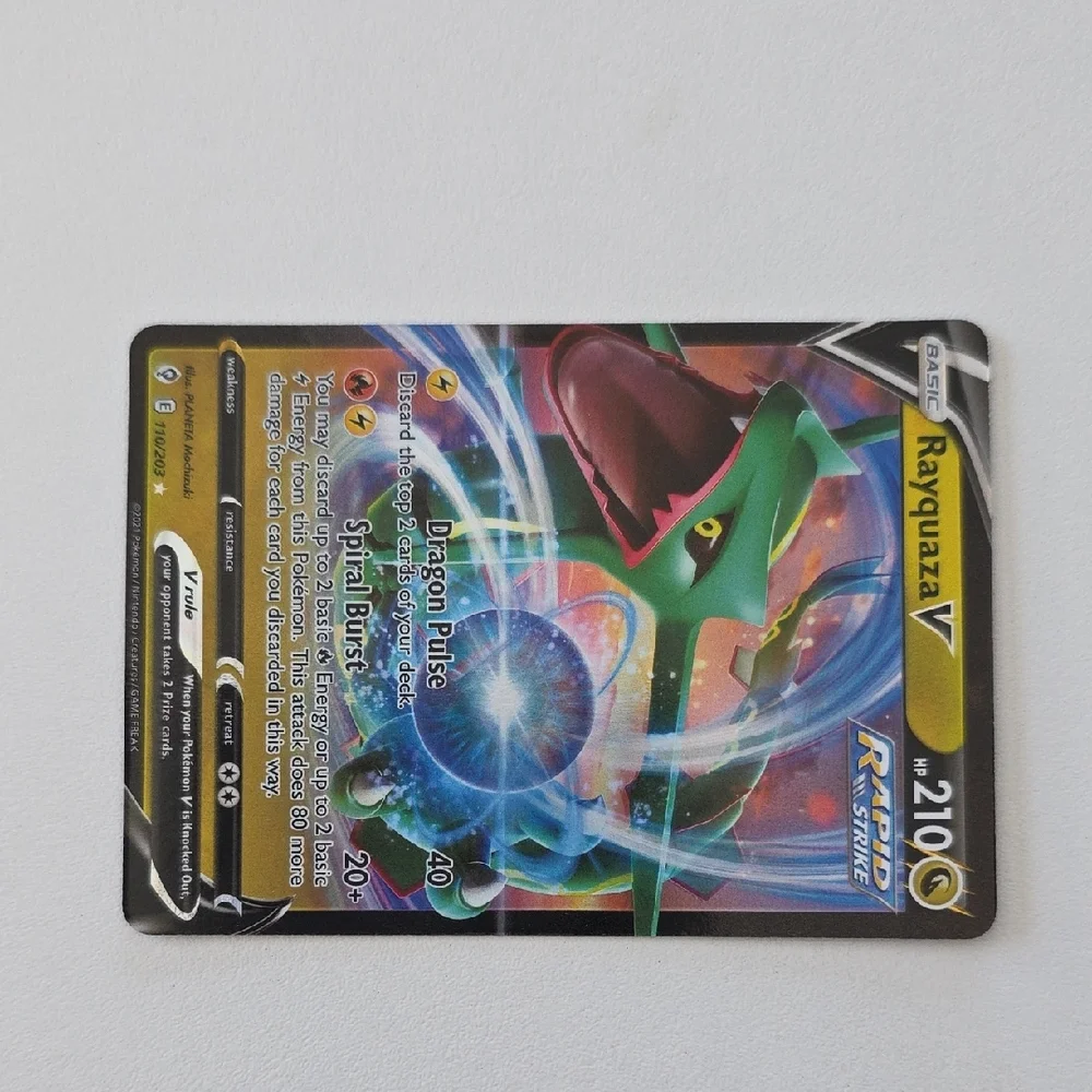 Pokemon Rayquaza V Card